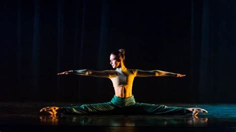 Communicating ideas through dance - The Arts Unit - muktibox.com