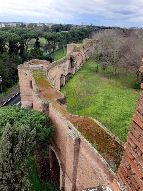 Construction of Defensive Walls with Bastions in Ancient Fortifications - wintechmobiles.com