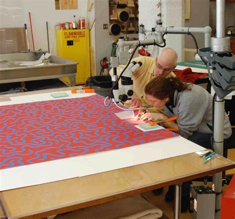 Contemporary Art Conservation - Tate - muktibox.com