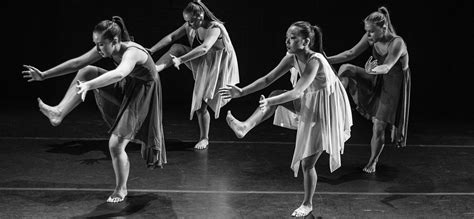 Contemporary Ballet Companies To Watch Out For - muktibox.com