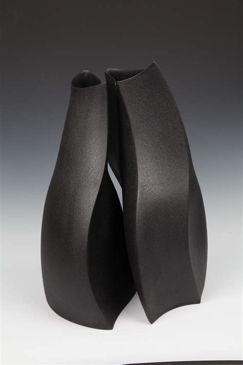 Contemporary Black Ceramic Art - muktibox.com
