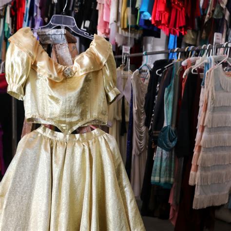 Costume Rentals & Custom Design Costumes - coolestguyplanet.net