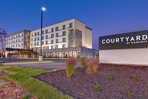 COURTYARD BENTONVILLE ROGERS - Prices & Hotel Reviews (AR)