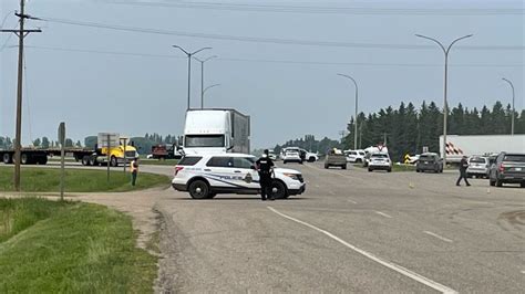 CP NewsAlert: 17th victim dies from June bus crash in Manitoba