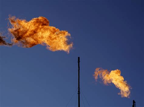 CP NewsAlert: Oil and gas emissions cap coming Thursday, targets 2026 start date