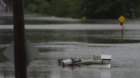 CP NewsAlert: RCMP say body found of one of four people missing in N.S. floods
