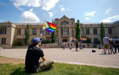 CP NewsAlert: Saskatchewan legislature passes pronoun bill in special sitting