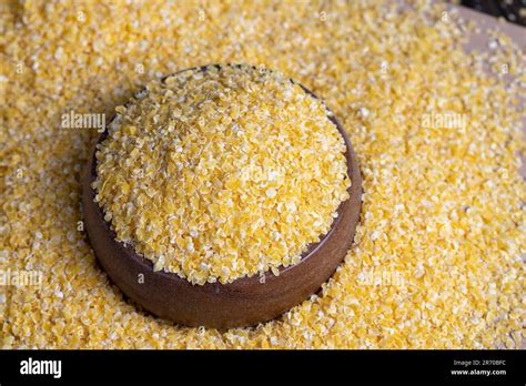 Crushed Corn - National Feed and Flour - raincitystudios.com