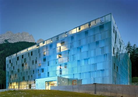 CUBE-Hotels I Hotel Concept in the Mountains - IT