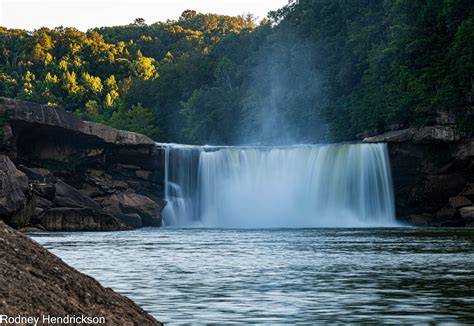 Cumberland Falls - Experience the Majestic Beauty - Explore KY … - raincitystudios.com