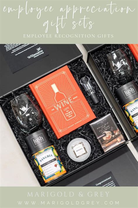Custom Corporate Gifts and Employee Awards - muktibox.com
