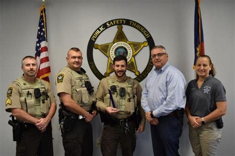 Reviews from CABARRUS COUNTY SHERIFF'S OFFICE em