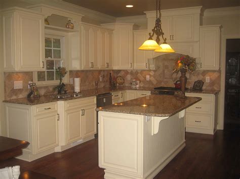 Cabinets.com reviews. Our cabinets are beautiful! They are exactly what we wanted and Holt's did a great job. They were on time, detail conscious and their work is outstanding. Can't ... 
