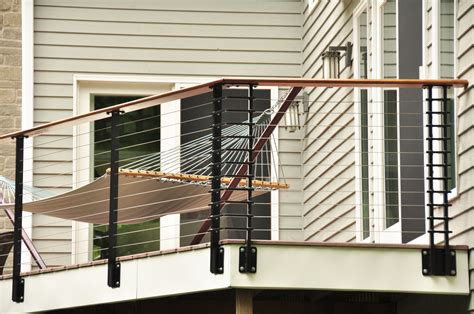 Cable deck railings. This horizontal cable railing offers a modern, industrial design and a continuous top rail for both level and stair applications. This horizontal cable railing offers unobstructed views and can be used indoors or outdoors. *Claim based on a 12’x18’ deck with 8 posts and 7 panels (RDI Elevation Rail installed 49 minutes faster than ... 