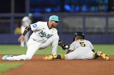 Cabrera fans 10 in 6 innings, Sánchez homers in Marlins’ 4-0 win over A’s