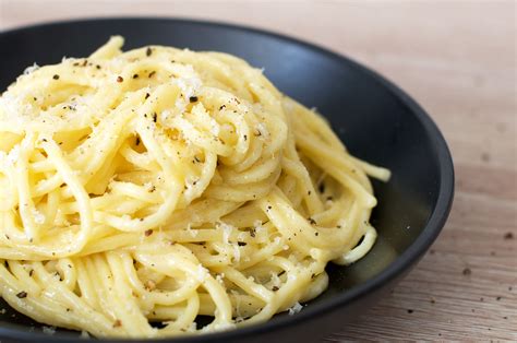 Cacio e pepe: Italy