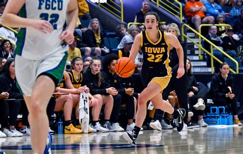Caitlin Clark scores 21 and No. 5 Iowa makes 20 3’s to roll past Florida Gulf Coast 100-62