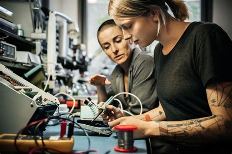 Caitlin Kalinowski Is Leveling the Playing Field in STEM