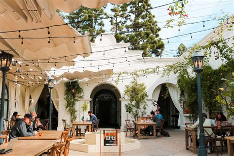 Caje santa barbara. Visit a hip craft coffee shop and cajé in Isla Vista to enjoy bagels, smoothies, free Wi-Fi, local art on display, and our cozy atmosphere with outdoor seats. 