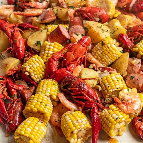 Cajun boiling. For this Cajun Shrimp Boil recipe, begin by filling the pot with water. Leave about 4-6 inches from the top of the pot to allow for filling all the shrimp and seasonings. Begin seasoning the water with oil, vinegar, Shrimp & Crab Boil, salt, Bay leaves, quartered sweet onion, and squeeze lemon halves. ... 