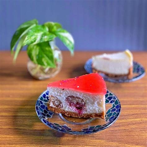 Cakes In Junction 8 - FoodAdvisor - Singapore Food Advisor