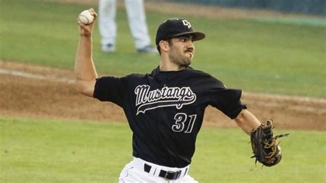 Cal Poly blows past Cal with 13 runs in second inning 