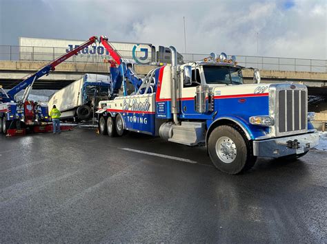 Cal nevada towing. Cal-Nevada Towing has grown to be the largest and most capable full-service towing company in the region. We are the company that is called when other companies can't handle the job. We can help with light, medium and heavy-duty towing and Transport Services. Cal-Nevada covers a broad geographic area … 