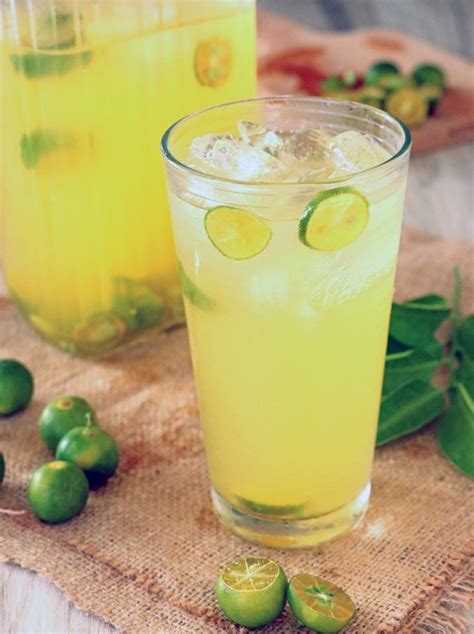 Calamansi juice. Apr 12, 2023 · Calamondin fruit has a higher juice yield than lime, with an 80% juice content compared to 40% for lime. In the Thai market, for example, the regular selling price of calamondin is USD 0.6 per kg, but during periods of high lime prices, such as November–January, the price of calamondin may increase to as much as USD 1.8 per kg. 