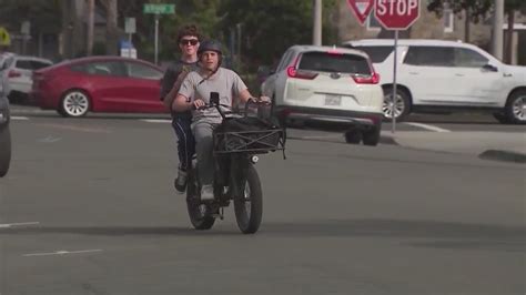 California bill would require e-bikers to have license, mandate training