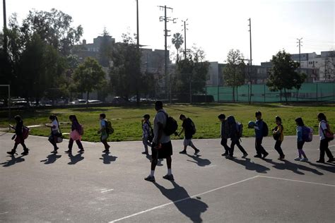 California lawmakers advance bill to cool down outside areas at schools