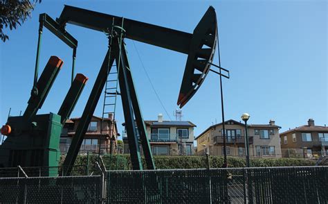 California lawmakers block bill making oil companies liable for some health problems