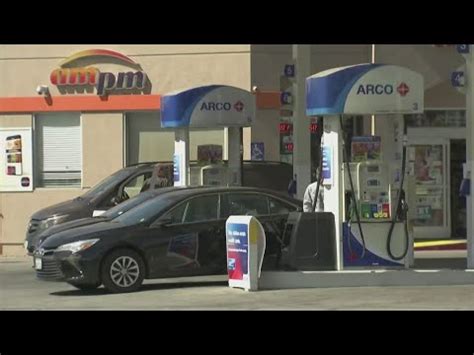 California lawmakers to vote on possible gas price penalties