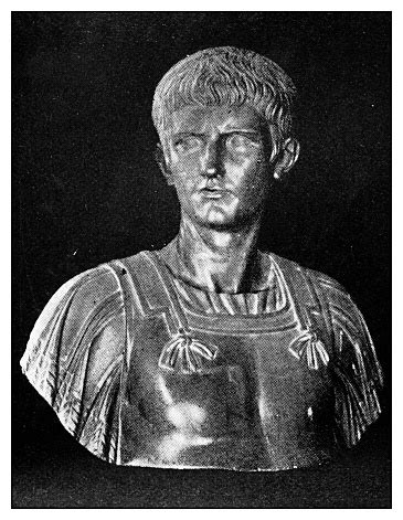 Caligula heykeli