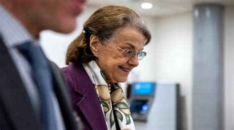 Calls for Feinstein to resign elicit accusations of double standard for women