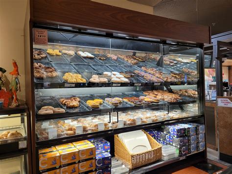 Calories in safeway donuts. Are you looking for ways to save money on groceries? Safeway grocery ads this week can help you do just that. With a variety of discounts and special offers, Safeway is a great pla... 