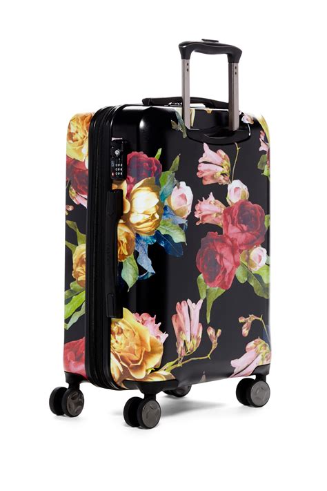 Calpak. Tag your adventures @calpak #calpaktravel. Media Carousel - Carousel with product photos. Use the previous and next buttons to navigate. Slidepanel 1 of 1. Explore the Evry Collection. Hot Deal 45% off. Hot Deal Join waitlist. in x colors Evry Starter Bundle . Original price: $545 Current price: $299. Expected to ship ... 