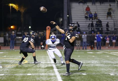 Oct 10, 2023 · MaxPreps CIF Southern Section High School Football Rankings. View CIF Southern Section Football ranking list. All CIF Southern Section Football teams are listed. Find out where your teams stands... 