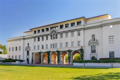 Rosenbaum constituted the Advisory Committee on Student Admissions and Recruitment in September 2020 to examine how Caltech could bolster efforts to identify and attract talented and promising candidates from every background. The committee was asked to focus on graduate admissions, including the challenges and opportunities associated …. 