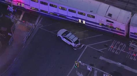 Caltrain collides with three vehicles in Burlingame