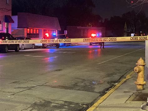 CALUMET CITY, Ill. — A police chase that started in Chicago ended at River Oaks Shopping Center in Calumet City Tuesday. According to the Calumet City Police Department, officers were notifie…. 