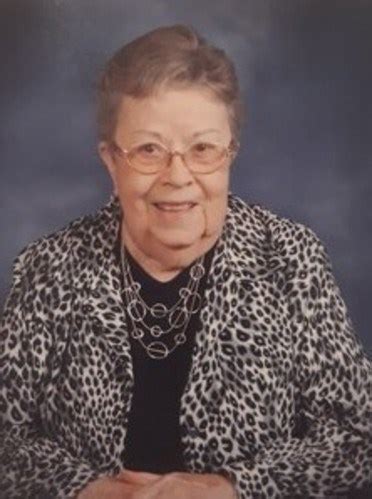 Calvert texas obituaries.  2, 1925 - Oct.  Leave a message of condolence while browsing th...