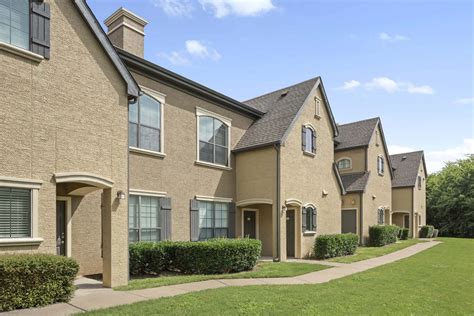 Camden Shadow Brook Apartments