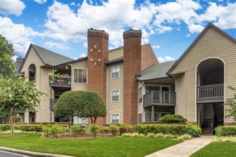 Camden foxcroft. 1 Bath. 1 - 2 Baths. 1 - 2 Baths. Camden Foxcroft/Foxcroft II is a 732 - 1,153 sq. ft. apartment in Charlotte in zip code 28226. This community has a 1 - 2 Beds, 1 - 2 Baths, and is for rent for $1,289. Nearby cities include Charlotteq, Matthews, Pineville, Mount Holly, and Belmont. Ratings & reviews of Camden Foxcroft/Foxcroft II in Charlotte, NC. 