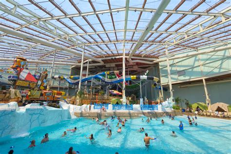 Camel back resort. Situated in the Pocono Mountains in Pennsylvania, Camelback Resort is home to one of the most popular indoor water parks in North America. Aquatopia opened i... 