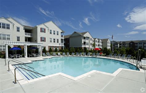 Camelot at Cinnaminson Harbour - 3 Reviews Cinnaminson, NJ …