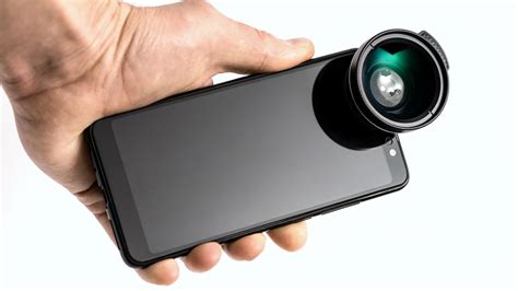 Camera for a phone. One of the things that has set smartphone cameras and other digital cameras apart for the longest time is the issue of zoom. Dedicated cameras with bigger lenses are capable of zooming in and out optically, which retains picture quality by enlarging the images using lenses. Mobile cameras, on the other hand, use a digital zoom. 