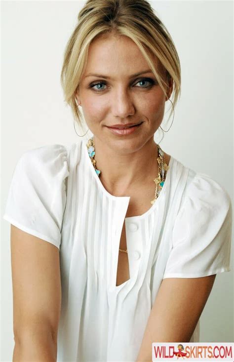 Cameron diaz nude modeling pics.  Added 07/19/2016 by bot Nackte Cameron...