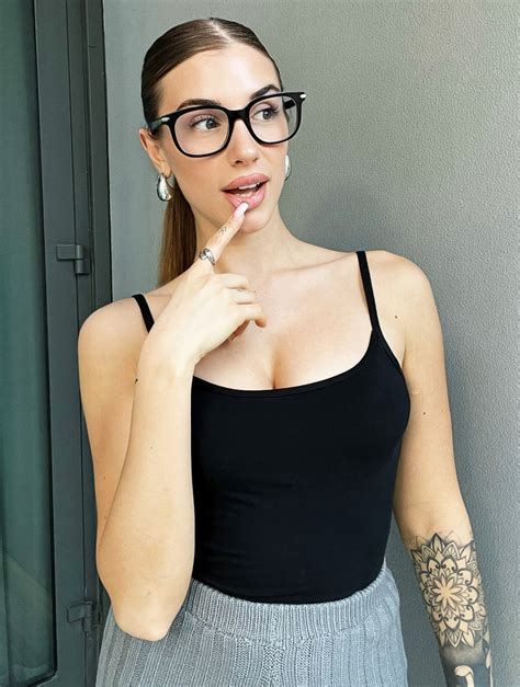 Camilla Stelluti Onlyfans Leak +18 🍌 236 Photos