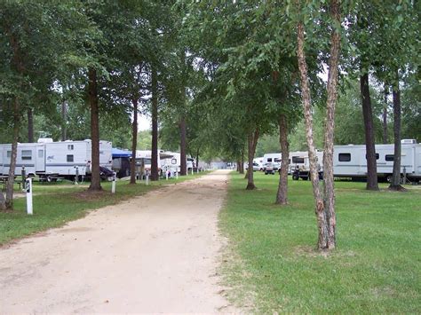  CLEARWATER CAMPGROUND. 1140 S Ortonville Road (M