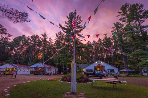 Camp echo. Bon Echo is undoubtedly a sight to behold and a popular camping spot. About a three-hour drive from Toronto (and about an hour and a half from Kingston), this beautiful … 
